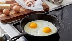 Warum Sie für ein perfektes Rührei eine kalte Pfanne brauchen: eine Technik, die Ihren Morgen verändern wird